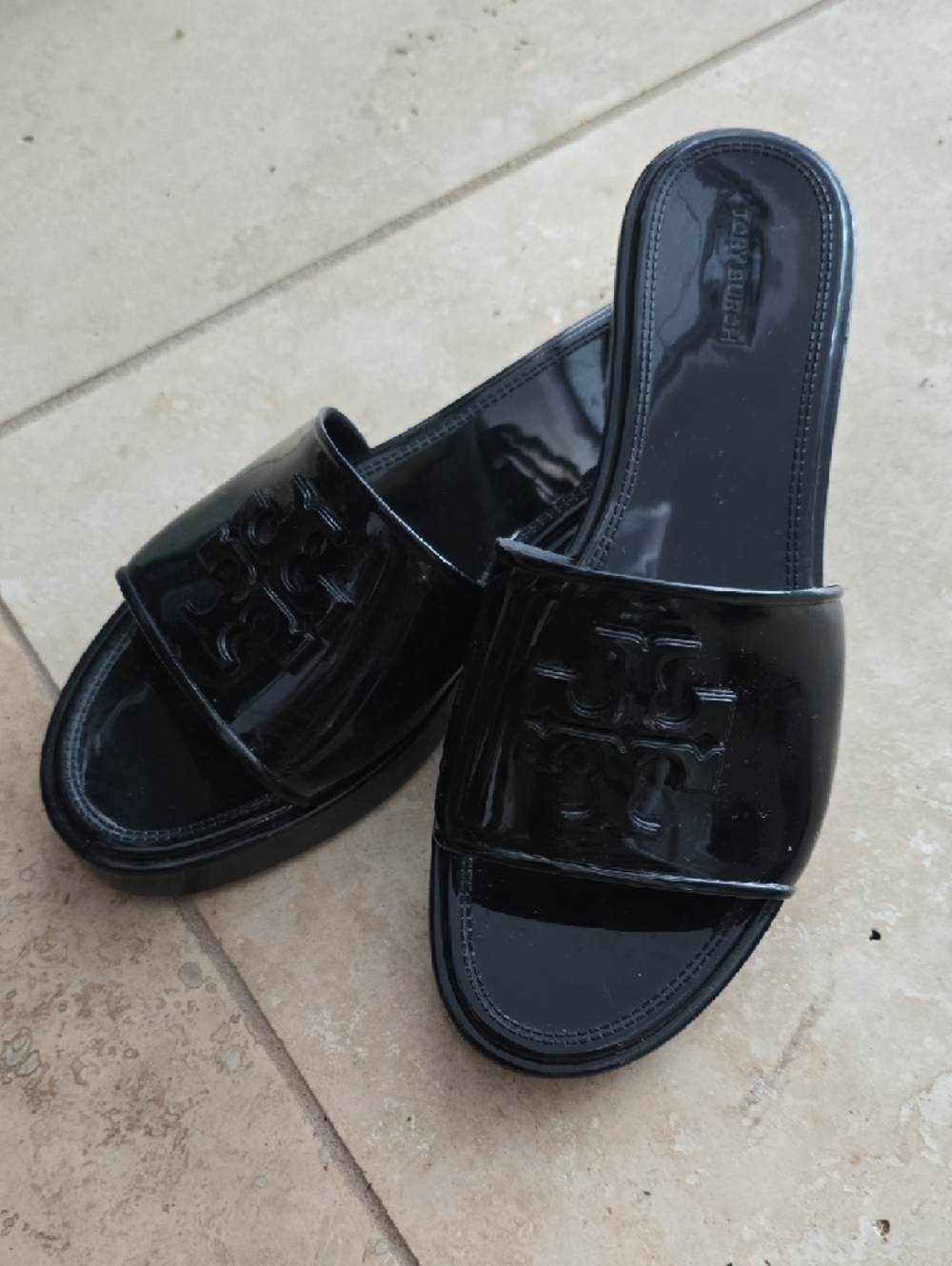 Tory Burch Black Patent Logo Slide Sandals SZ 8M - Picture 4 of 8